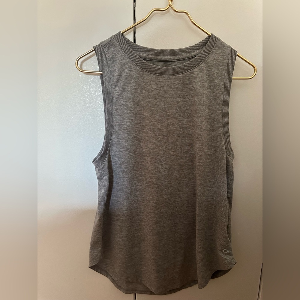 GAP FIT BRUSHED TECH JERSEY. Size S. MEDIUM HEATHER GREY